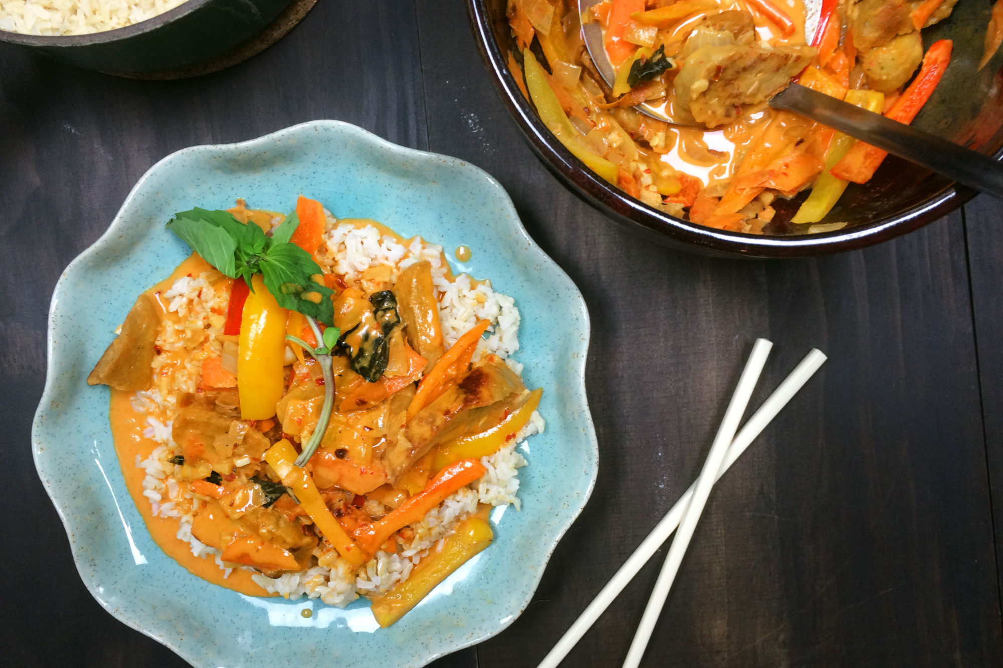 Thai Red Curry w/ “Chicken,” Sweet Peppers & Carrots