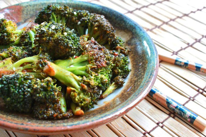 Korean-Style Broccoli With Gochujang